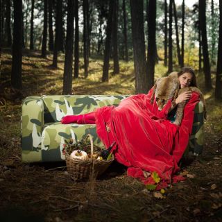 If uniformity is the one thing you do not have appreciation for, then our ARMY sofa slipcover parading a camouflage...